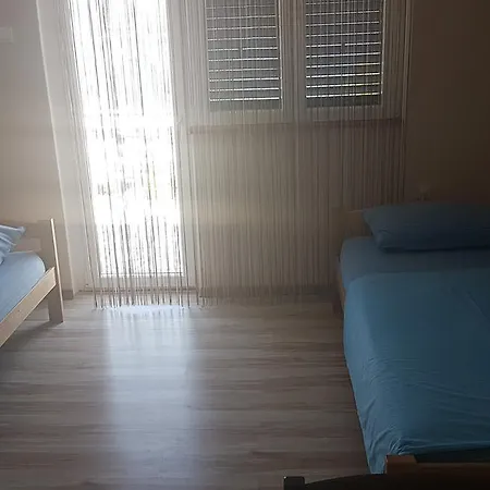 Διαμέρισμα Jobst Τρογκίρ